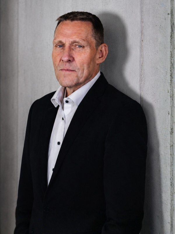 Dr. Michael Keller